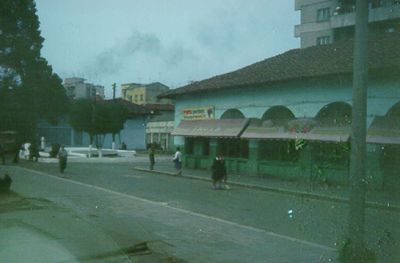 Tidig morgon i Tirana. Tidig morgon i Tirana.